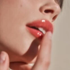 Algae + Moringa® Sea Silk Lip Balm -WELA Beauty Shop 1020 mara beauty9302