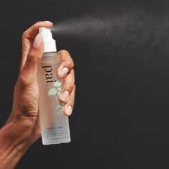 Century Flower Hyaluronic Acid Barrier Defence Mist 13 Century Flower Hyaluronic Acid Barrier Defence Mist -WELA Beauty Shop 5060139728027 4