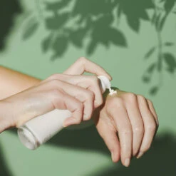 C-2 Believe Vitamin C Brightening Moisturiser -WELA Beauty Shop 5060139728133 4