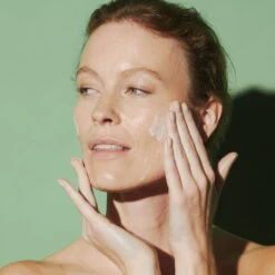 C-2 Believe Vitamin C Brightening Moisturiser -WELA Beauty Shop 5060139728133 6