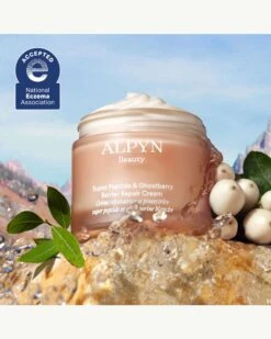 Super Peptide & Ghostberry Barrier Repair Cream -WELA Beauty Shop Alpyn SuperPeptideGhostberryBarrierRepairCream Lifestyle 08