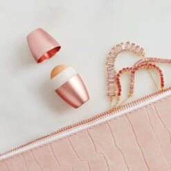 Blotter Baby Mattifying Roller 9 Blotter Baby Mattifying Roller -WELA Beauty Shop BBMR Lifestyle1