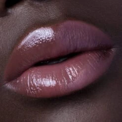 Thorn Bite Peptide Plump Crème Lip Oil -WELA Beauty Shop BITE 02RoseCrushMacro3