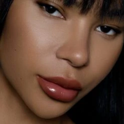 Thorn Bite Peptide Plump Crème Lip Oil -WELA Beauty Shop BITE 03RoseBite21 1