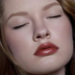 Thorn Bite Peptide Plump Crème Lip Oil -WELA Beauty Shop BITE 03RoseBite31 1