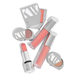 Kjaer Weis Lip Gloss -WELA Beauty Shop Blossoming Collection FlatLay Iconic Credo 73b3edc6 d93d 4c62 b120 2d98178d70a5