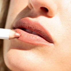 Coco Crayon -WELA Beauty Shop CocoCrayonBrave 1080x1080 3