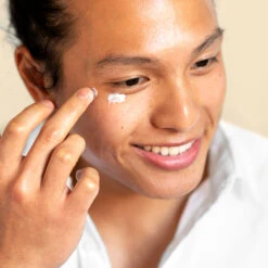 Cranberry Lip & Eye Butter -WELA Beauty Shop CranberryLip EyeButter 1080x1080 4