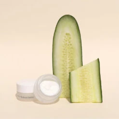 Cranberry Lip & Eye Butter -WELA Beauty Shop CranberryLip EyeButter 1080x1080 7