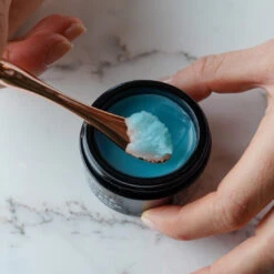 Le Blue Balm -WELA Beauty Shop DSC08814