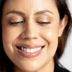 Vegan Mango Lip Honey 26 Vegan Mango Lip Honey -WELA Beauty Shop EP LipHoney Web Glaze14