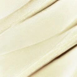 The Beautiful Eye Balm 12 The Beautiful Eye Balm -WELA Beauty Shop EyeBalm closeupswatch Credo