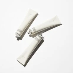 Grown Alchemist Age-Repair Moisturiser 12 Grown Alchemist Age-Repair Moisturiser -WELA Beauty Shop GRA0024Age RepairMoisturiserPhyto Peptide WhiteTeaExtract60mL Lifestyle CURRENT 3