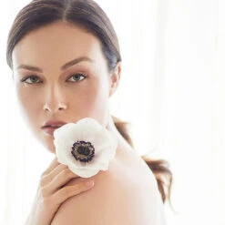 Hydrabloom Body Silk 25 Hydrabloom Body Silk -WELA Beauty Shop HYDRABLOOM Credo 05