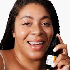 Aloe + Immortelle Hydra-Repair Treatment Mist 10 Aloe + Immortelle Hydra-Repair Treatment Mist -WELA Beauty Shop HydraRepair Lifestyle2