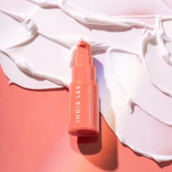 Indie Lee Restorative Eye Cream -WELA Beauty Shop IndieLee RestorativeEyeCream Texture 1