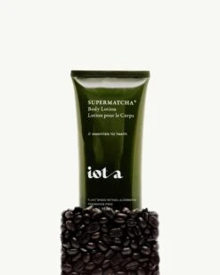 Supermatcha Body Lotion+ -WELA Beauty Shop Iota SupermatchaBodyLotion Lifestyle 06