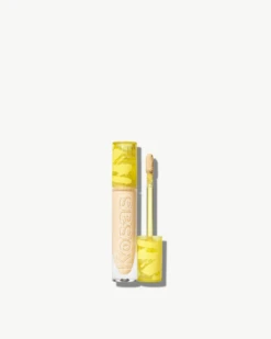 Revealer Super Creamy + Brightening Concealer 33 Revealer Super Creamy + Brightening Concealer -WELA Beauty Shop Kosas RevealerConcealer 5.5 01