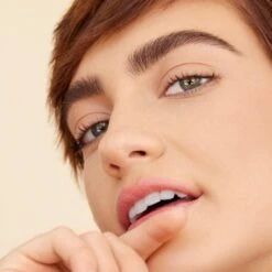 Brow Grooming Serum -WELA Beauty Shop Laurasquare