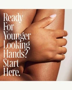 The Hand Retinol - Repair Treatment With 0.25% Pure Retinol + 5% AHA -WELA Beauty Shop Necessaire HandRetinol Lifestyle 05