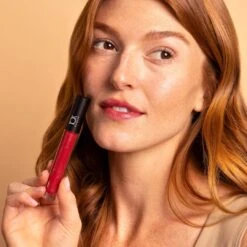 Lip Tonic -WELA Beauty Shop Rise ModelB1