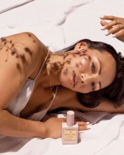 Hydrating Petal Cream 16 Hydrating Petal Cream -WELA Beauty Shop SaintJane HydratingPetalCream Lifestyle 09