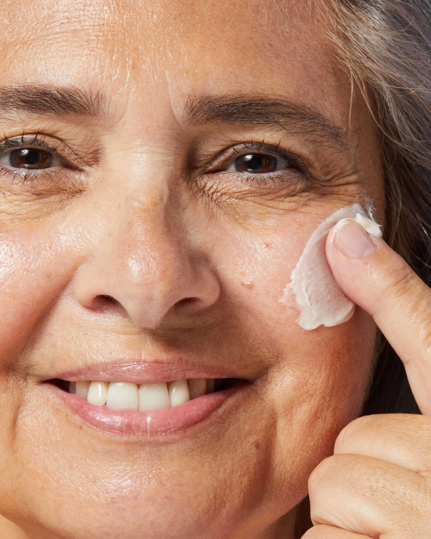 Radiance Grape Stem Cell + Squalane Day Cream 7 Radiance Grape Stem Cell + Squalane Day Cream - Image 5