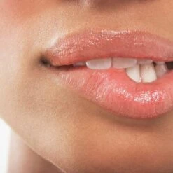 Luxury Lip Oil -WELA Beauty Shop saintjane luxurylipshine5