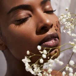 Luxury Lip Oil -WELA Beauty Shop saintjane luxurylipshine7